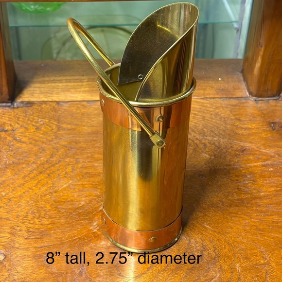 Vintage brass and copper kitchen or fireplace match holder with strike strip - Picture 3 of 7